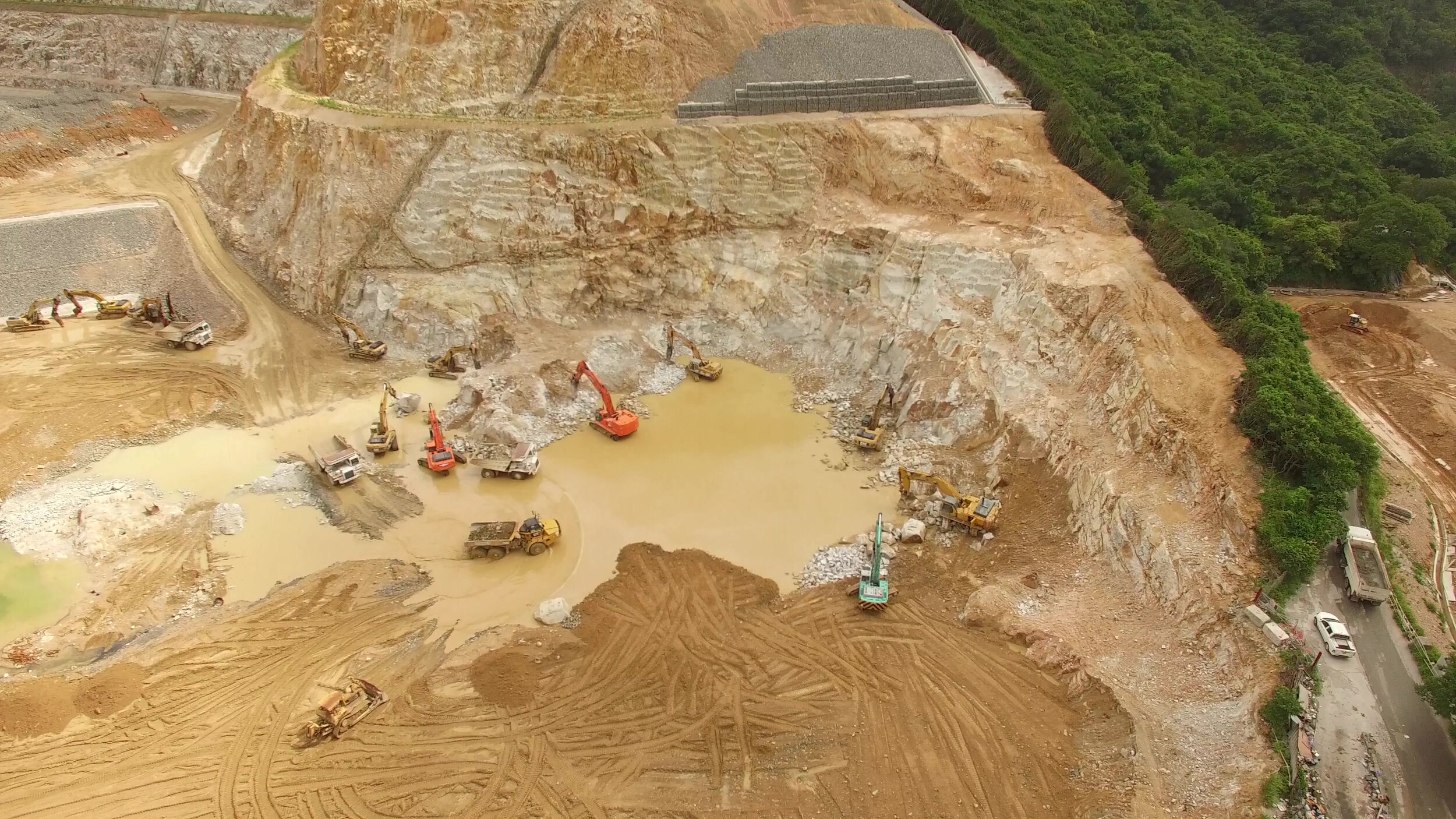 CORPORATE INFORMATION